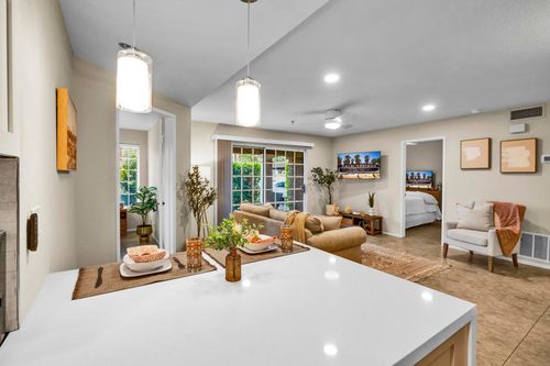 unit-41-2700 Lawrence Crossley Rd, Palm Springs, CA, 92264-6528 | Card Image