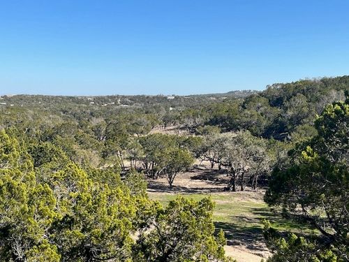 2500 Old Red Ranch Rd, Dripping Springs, TX, 78620-4608 | Card Image