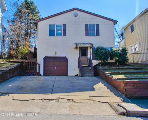 23 W Church St, Nanticoke, PA, 18634-2231 | Card Image