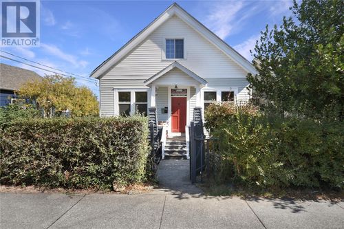 418 Kennedy St, Nanaimo, BC, V9R2J5 | Card Image