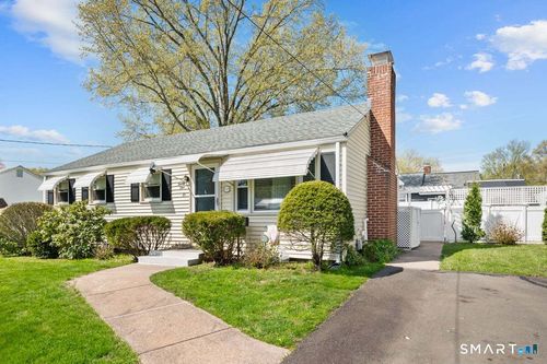21 Brookside Cir, Wethersfield, CT, 06109-1102 | Card Image