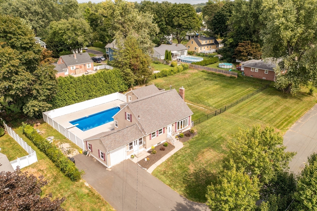 Park Ave, South Hadley, MA 01075