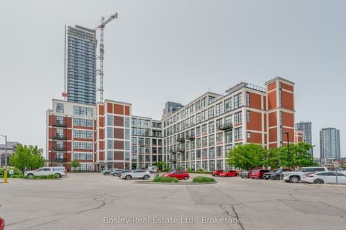 308-404 King St E, Kitchener, ON, N2G2L5 | Card Image