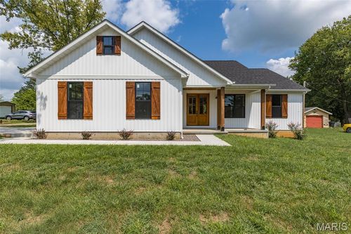 203 Patterson St, Farmington, MO, 63640-1573 | Card Image
