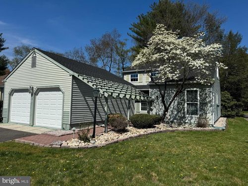 1 Foxborough Ct, Medford, NJ, 08055-9321 | Card Image