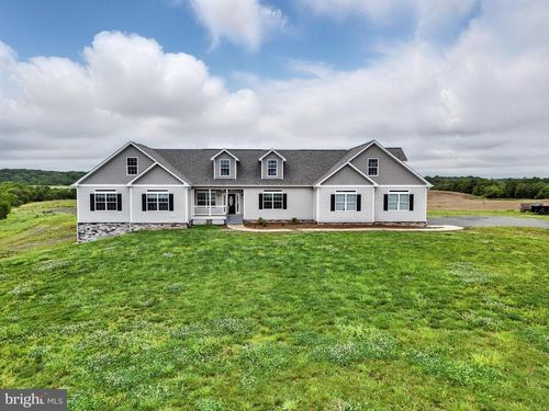 9936 Bell Wood Farm Ln, Nokesville, VA, 20181-1433 | Card Image
