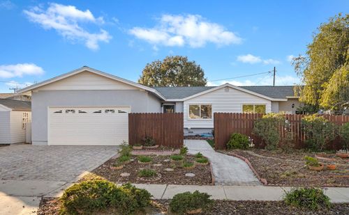 875 Walnut Ln, Santa Barbara, CA, 93111-2636 | Card Image