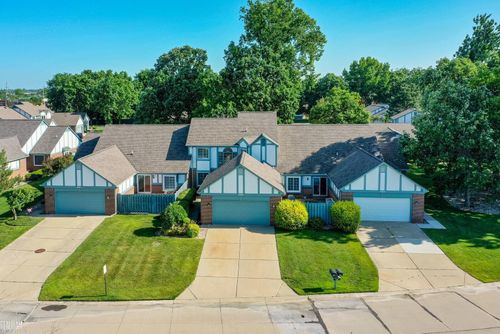 15313 Huntcliff Dr, Macomb, MI, 48044-3848 | Card Image