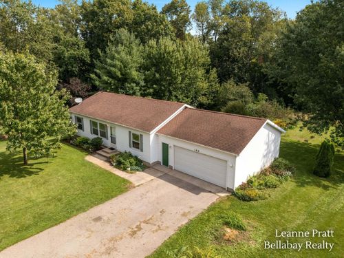 140 Casey Ct Se, Caledonia, MI, 49316-9436 | Card Image