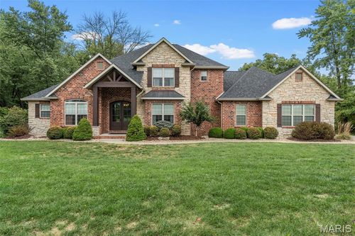 584 Berkshire Dr, Troy, IL, 62294-1288 | Card Image