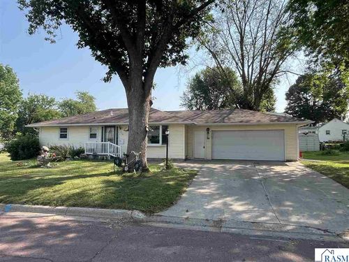515 10th Street South, St. James, MN, 56081 | Card Image