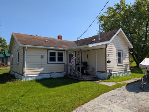 505 15th St E, International Falls, MN, 56649-3129 | Card Image