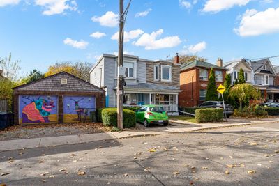 254 Salem Ave, House attached with 3 bedrooms, 3 bathrooms and null parking in Toronto ON | Image 1