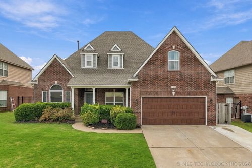 9108 E 77th St, Tulsa, OK, 74133-4922 | Card Image