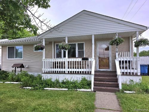31410 Parkwood St, Westland, MI, 48186-4934 | Card Image