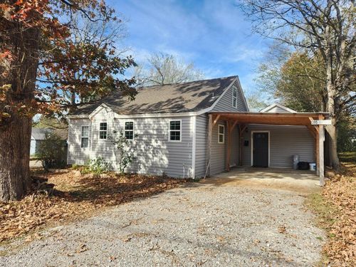 205 E Pine St, Batesville, AR, 72501-4541 | Card Image