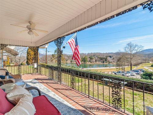 741 Golf Course Rd, Waynesville, NC, 28786-6687 | Card Image