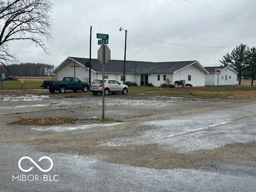7981 E 250 N, Hartford City, IN, 47348-9024 | Card Image