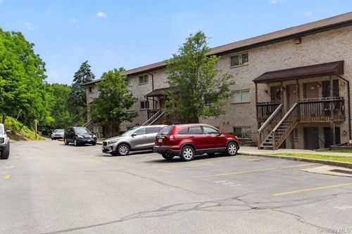 414-26 Cooper Rd, Poughkeepsie, NY, 12603-1667 | Card Image