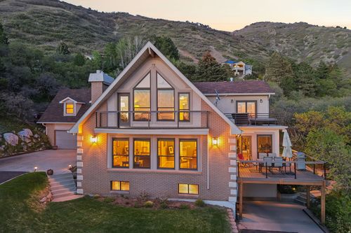 2686 Bonneville Ter, South Ogden, UT, 84403-5126 | Card Image