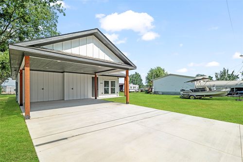 406 Depot St, Whitesboro, TX, 76273-2625 | Card Image