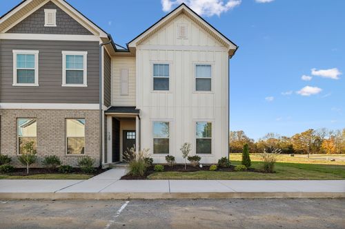 129 Floyd Jct, Lebanon, TN, 37087-6009 | Card Image