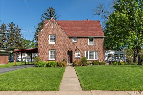 2810 Genesee St, Utica, NY, 13502-6118 | Card Image