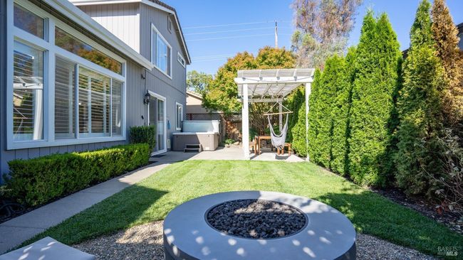 7654 12 Th Hole Dr, House other with 3 bedrooms, 3 bathrooms and 4 parking in Windsor CA | Image 19