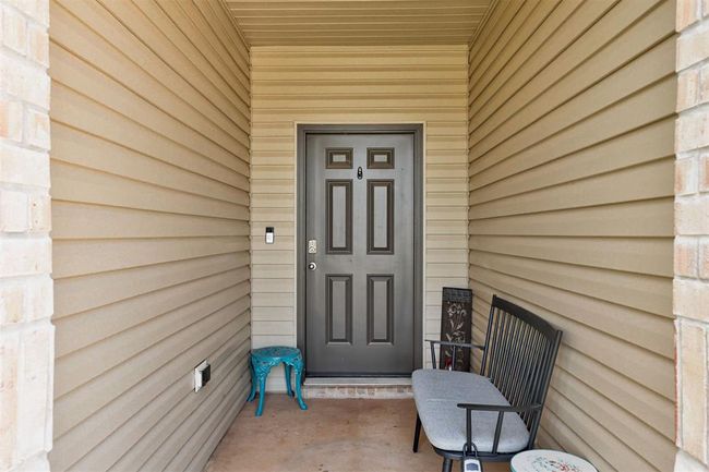 Doorway to property | Image 4