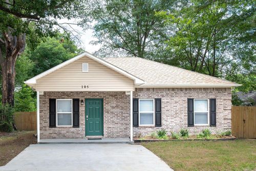 105 East Blvd, Jacksonville, AR, 72076-6128 | Card Image
