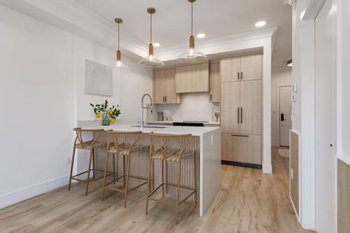 2202-4270 Norford Avenue Nw, Calgary, AB, T3B6A8 | Card Image