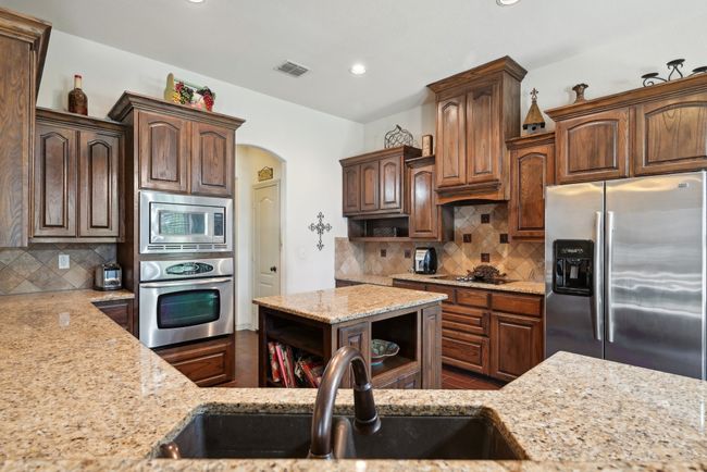 532 Hubbard Cir, House other with 3 bedrooms, 2 bathrooms and null parking in Nevada TX | Image 10
