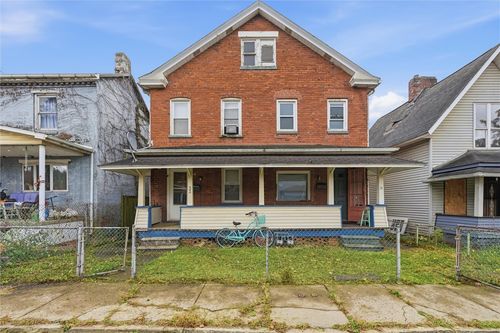 33 Wood St, Natrona Heights, PA, 15065-2633 | Card Image