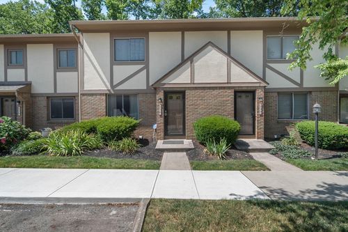 15-3254 Brookview Way, Columbus, OH, 43221-4593 | Card Image