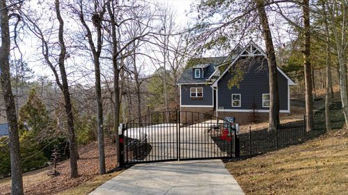 7347 Coastal Dr, Harrison, TN, 37341-9642 | Card Image