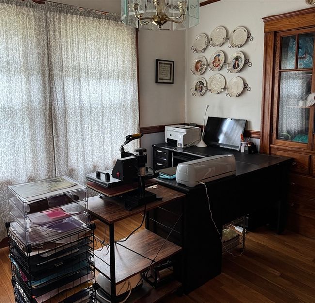 194 Fells Ave, House other with 3 bedrooms, 1 bathrooms and 4 parking in Medford MA | Image 10
