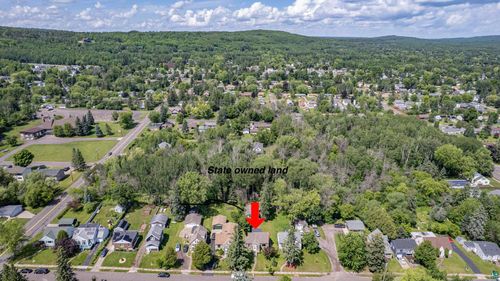 4527 Dodge St, Duluth, MN, 55804-1514 | Card Image