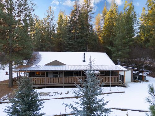 50 Sky Ridge Dr, Garden Valley, ID, 83622-5152 | Card Image