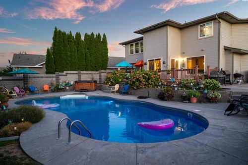 2202 S Dawes Ct, Kennewick, WA, 99338-1834 | Card Image