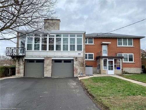 5-34 Burn Pl, Kitchener, ON, N2M1Y9 | Card Image