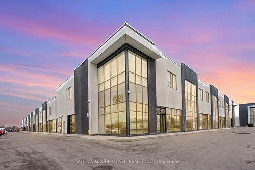 33-5250 Solar Dr, Mississauga, ON, L4W0G4 | Card Image