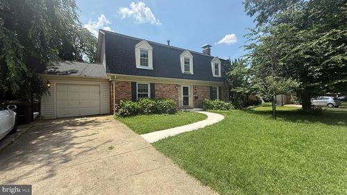 8704 Victory Ln, POTOMAC, MD, 20854-3641 | Card Image