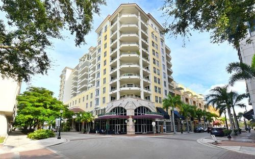 c517-100 Central Ave, SARASOTA, FL, 34236-5737 | Card Image