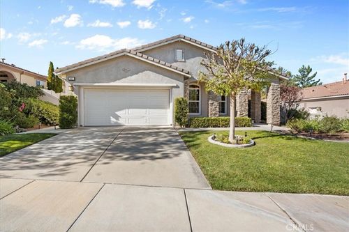 317 Calvert Park, Beaumont, CA, 92223-7396 | Card Image