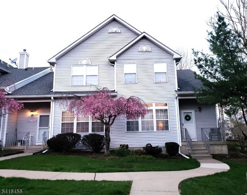 330 Carnegie Ct, Hackettstown, NJ, 07840-1695 | Card Image