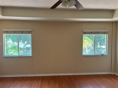 19462 Sw 68th St, Fort Lauderdale, FL, 33332-1649 | Card Image