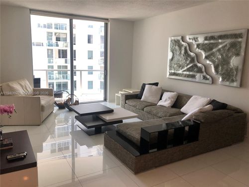 apt-1915-1060 Brickell Ave, Miami, FL, 33131-3920 | Card Image