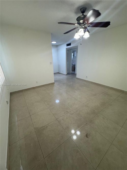 apt-116-30 Se 4th Ave, Hallandale Beach, FL, 33009-5502 | Card Image