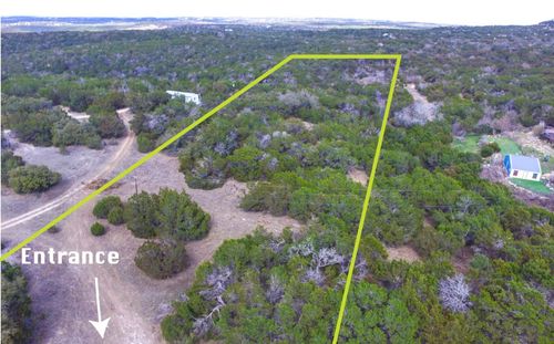 370-B Kothmann Rd, Dripping Springs, TX, 78620 | Card Image
