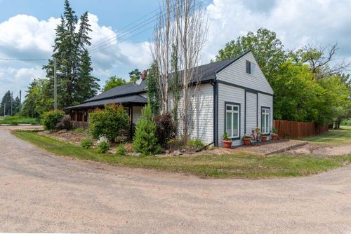 5010 50 Avenue, Streamstown, AB, T0B4G0 | Card Image